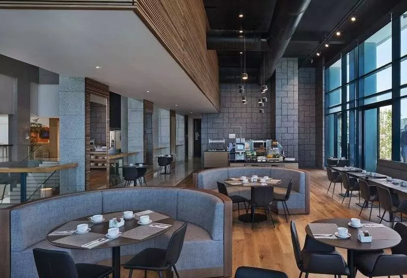 Hotel Herbert Samuel Okeanos Suites Herzilya