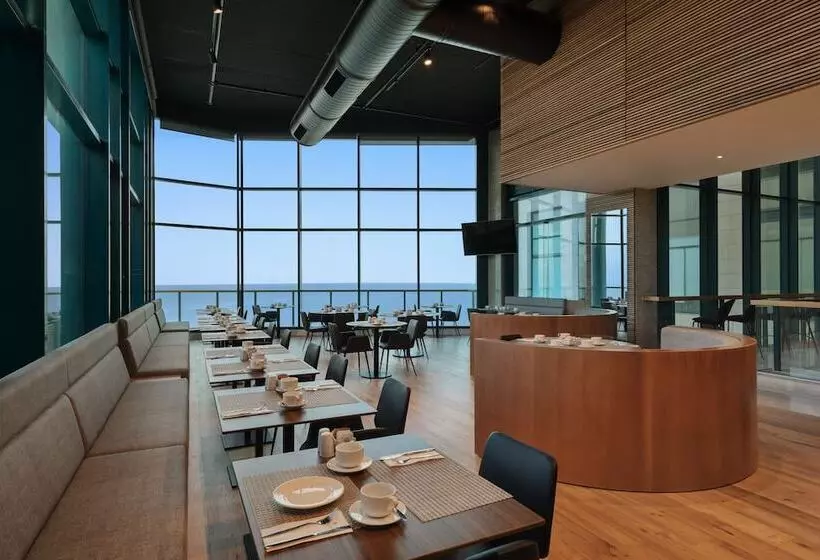Hotel Herbert Samuel Okeanos Suites Herzilya