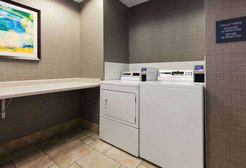 호텔 Hilton Garden Inn Minneapolis Maple Grove
