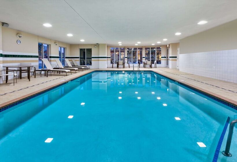 호텔 Hilton Garden Inn Minneapolis Maple Grove