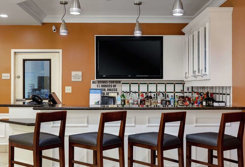 בית מלון כפרי Hilton Garden Inn Mobile West I 65/airport Blvd