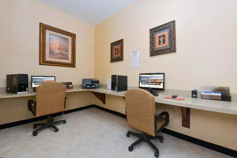 Holiday Inn Express Hotel & Suites Abilene Mall South, An Ihg