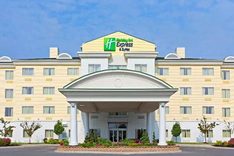 Holiday Inn Express Hotel & Suites Watertown   Thousand Islands, An Ihg