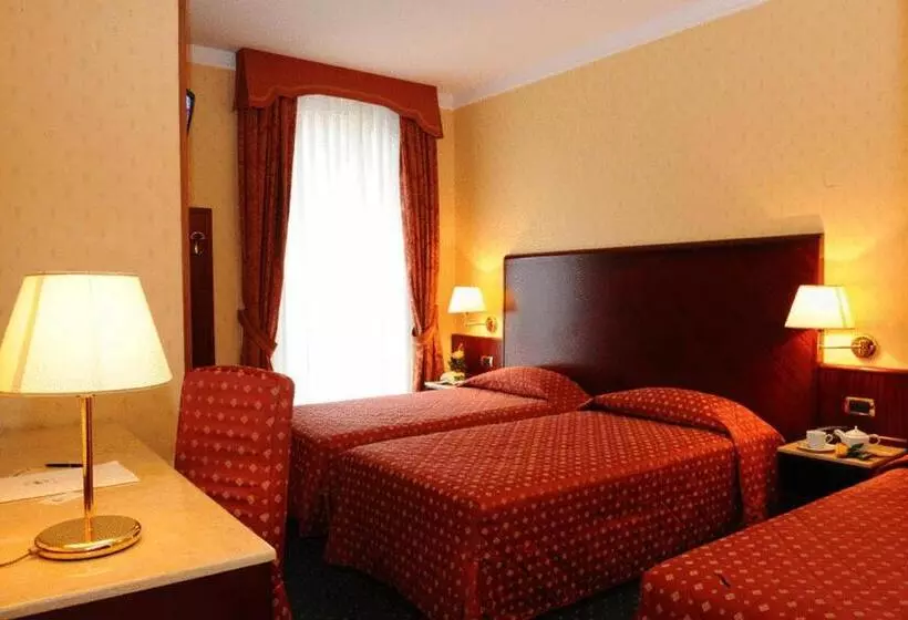 ホテル La Spia D'italia