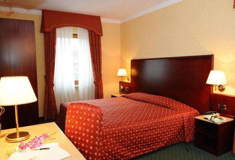 فندق La Spia D'italia