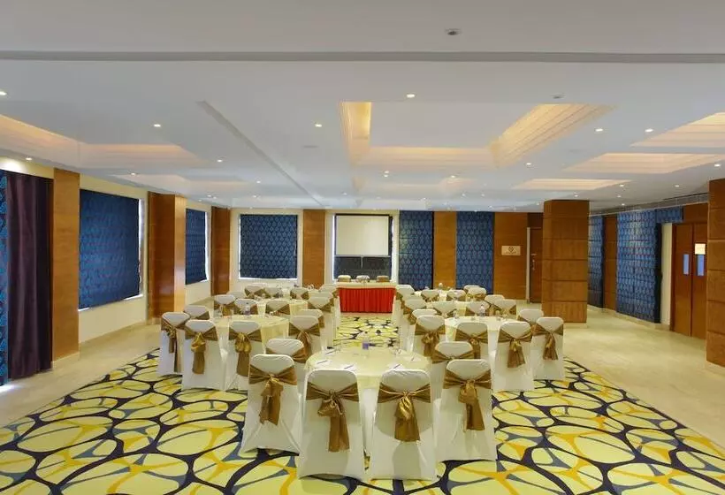 酒店 Marigold Sarovar Portico Shimla