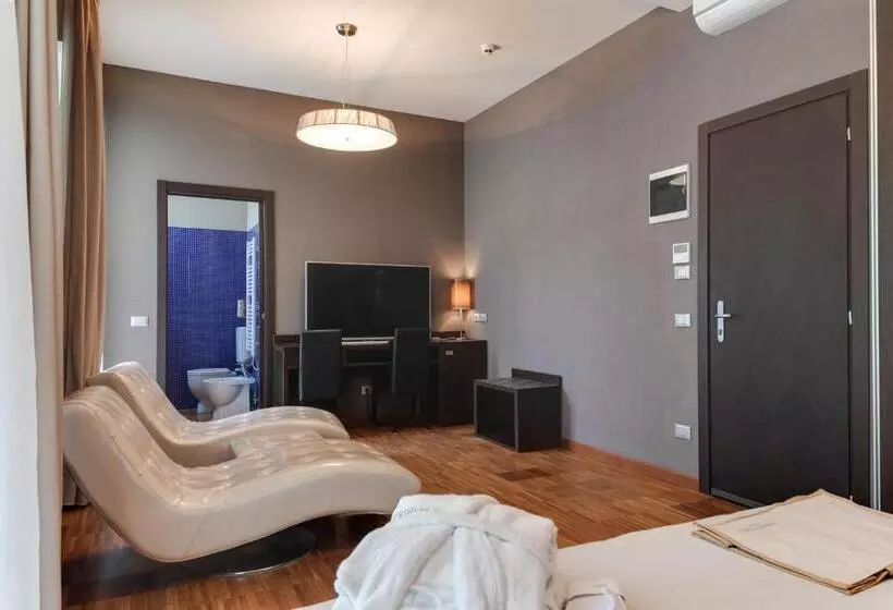 Отель Atmosfere Milano Marittima