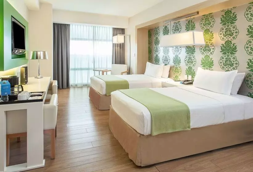 Отель NH Mexico City Valle Dorado