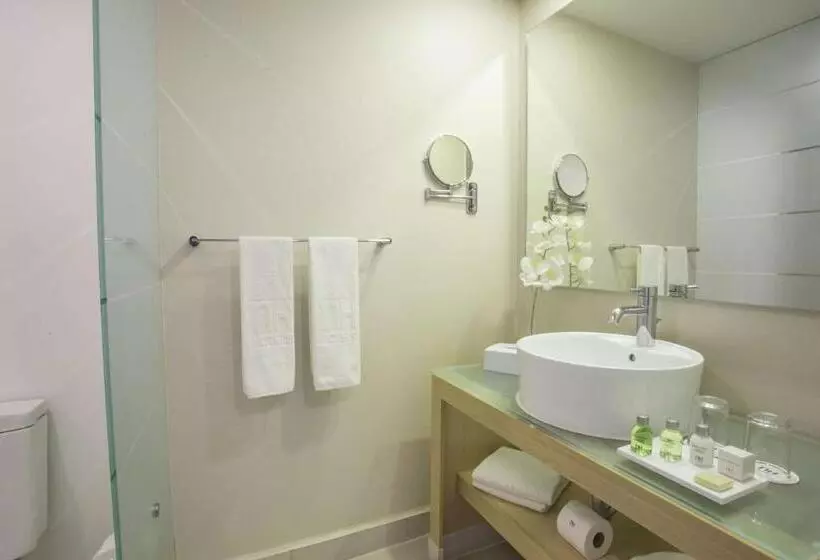 Отель NH Mexico City Valle Dorado