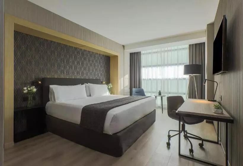 Отель NH Mexico City Valle Dorado