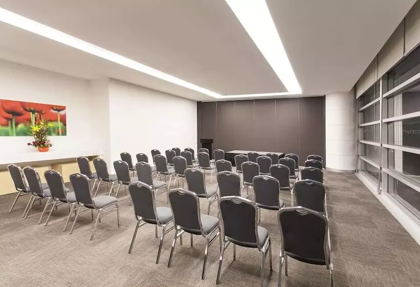 Отель NH Mexico City Valle Dorado