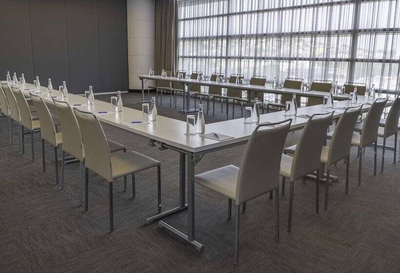 ホテル NH Mexico City Valle Dorado