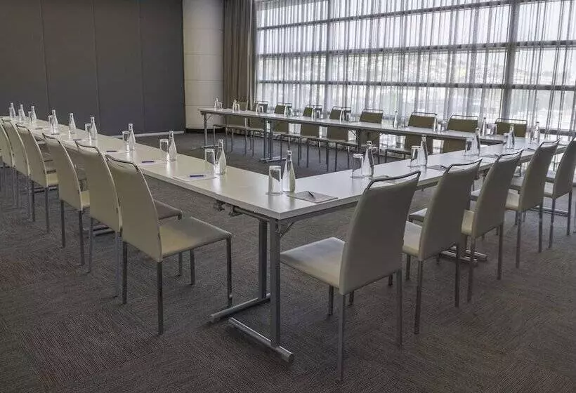 Отель NH Mexico City Valle Dorado