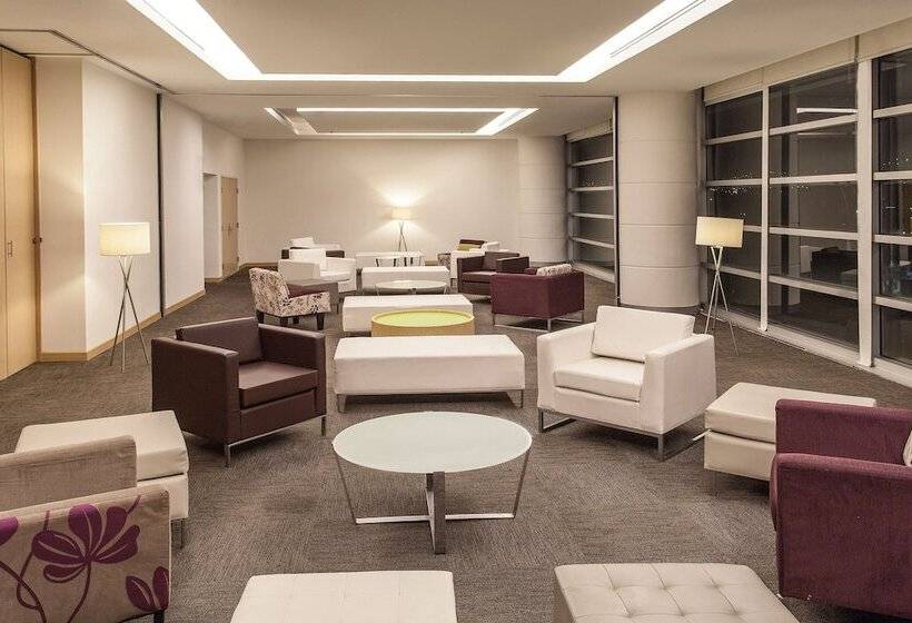 ホテル NH Mexico City Valle Dorado