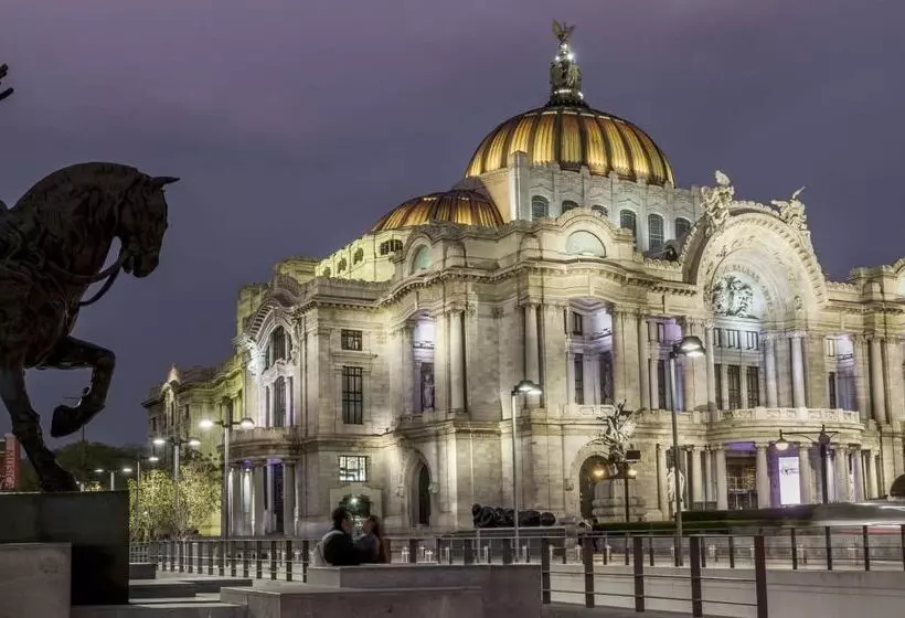 Отель NH Mexico City Valle Dorado