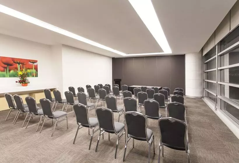 Отель NH Mexico City Valle Dorado