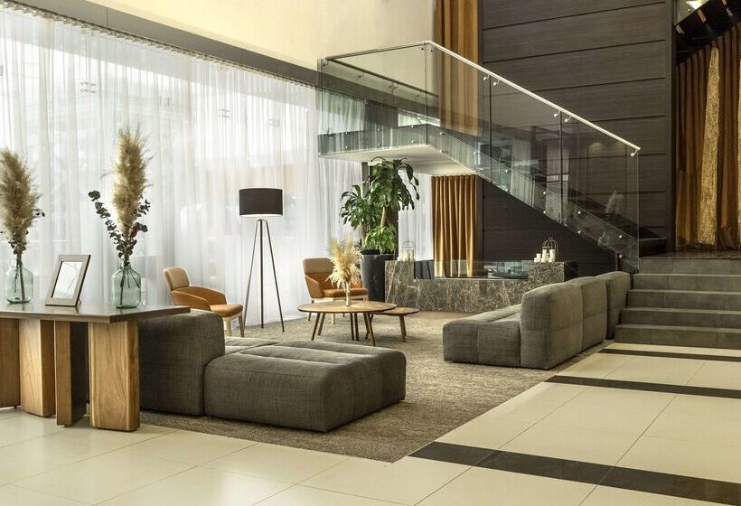 ホテル NH Mexico City Valle Dorado