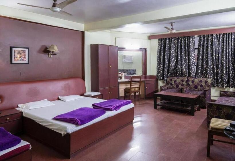 בית מלון כפרי Prayag