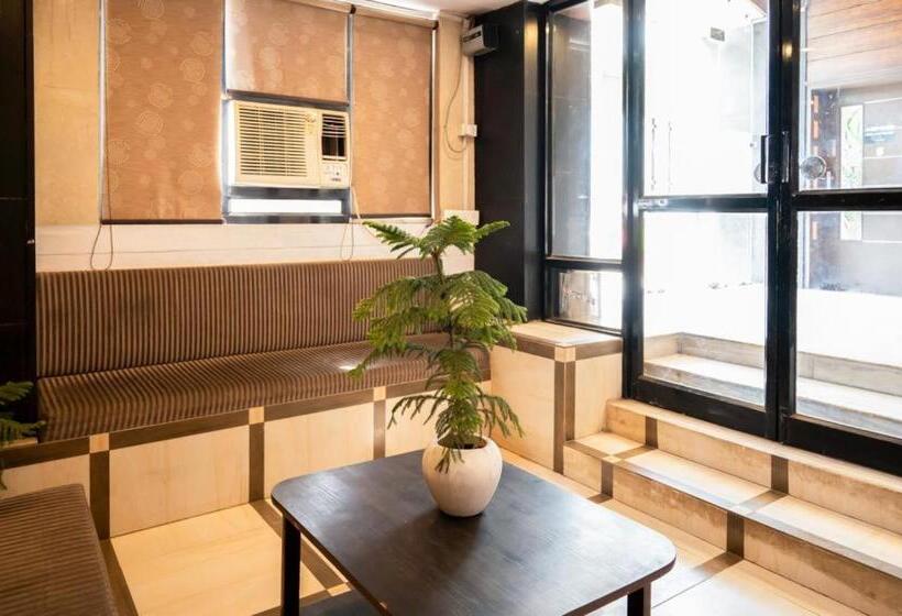 בית מלון כפרי Prayag