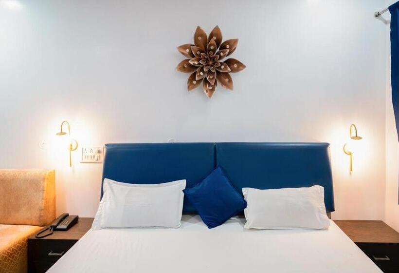 בית מלון כפרי Prayag