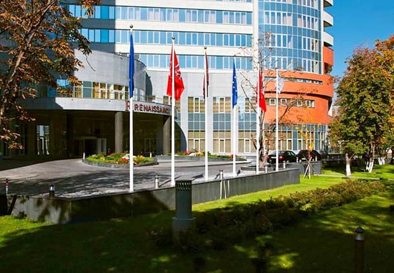בית מלון כפרי Renaissance Moscow Monarch Centre  By Marriott