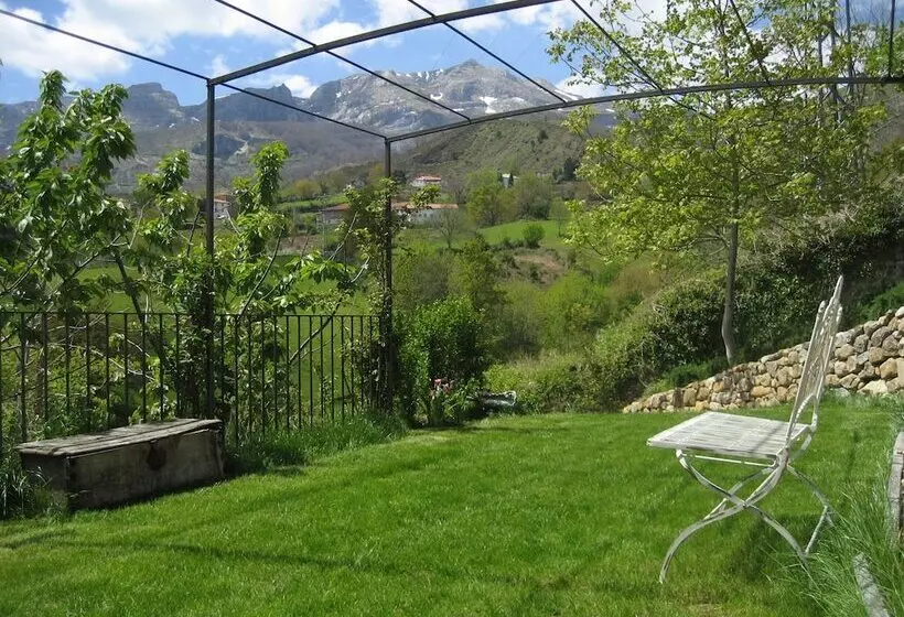 田舎風ホテル Casona De Quintana