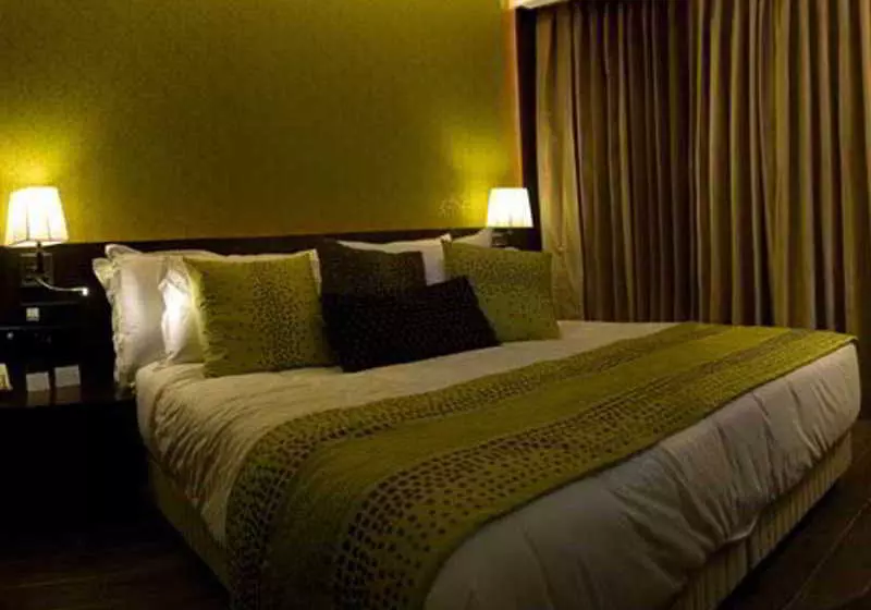 هتل Salida Del Sol