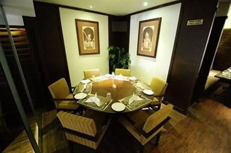 هتل Salida Del Sol