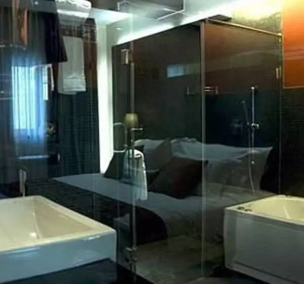 هتل Salida Del Sol