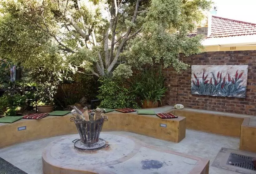 호텔 Sunrock Guesthouse