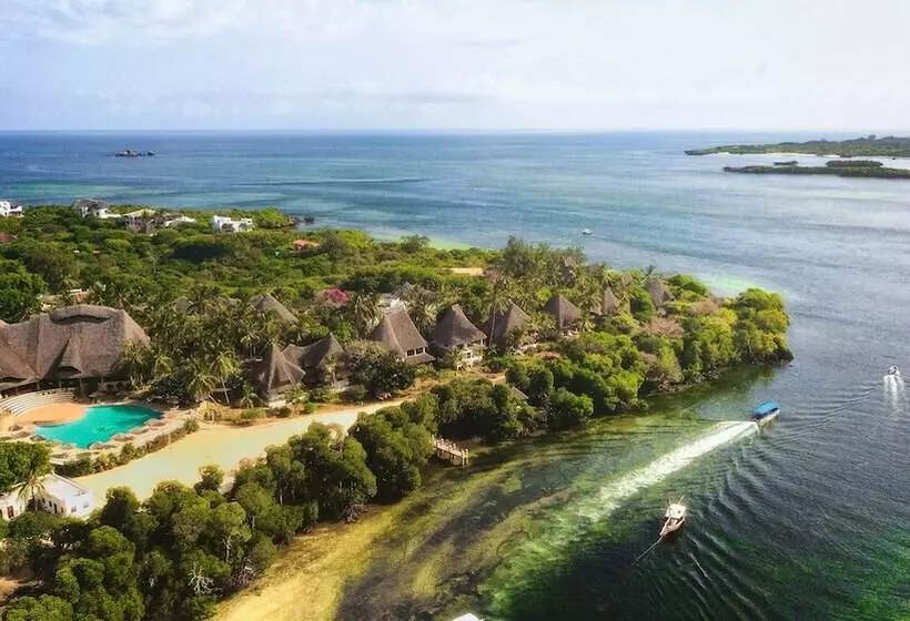 هتل Temple Point Resort