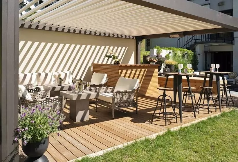 فندق Villa Lovik