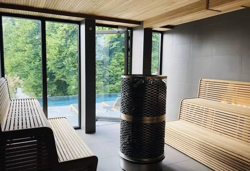 فندق Villa Lovik