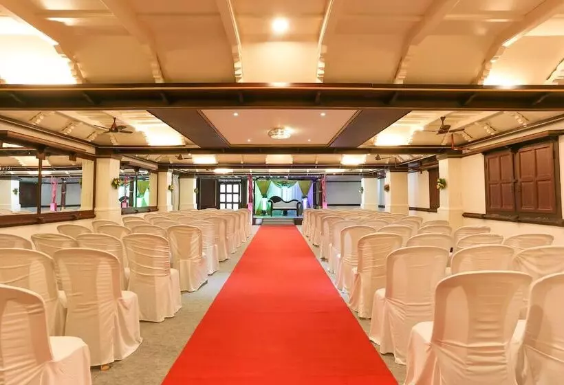 Zip By Spree Hotels Mangala International