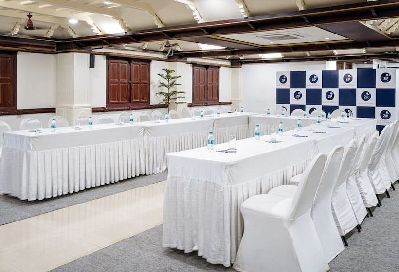 Zip By Spree Hotels Mangala International
