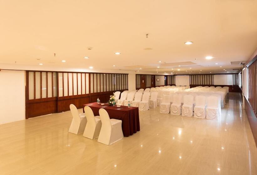 Zip By Spree Hotels Mangala International