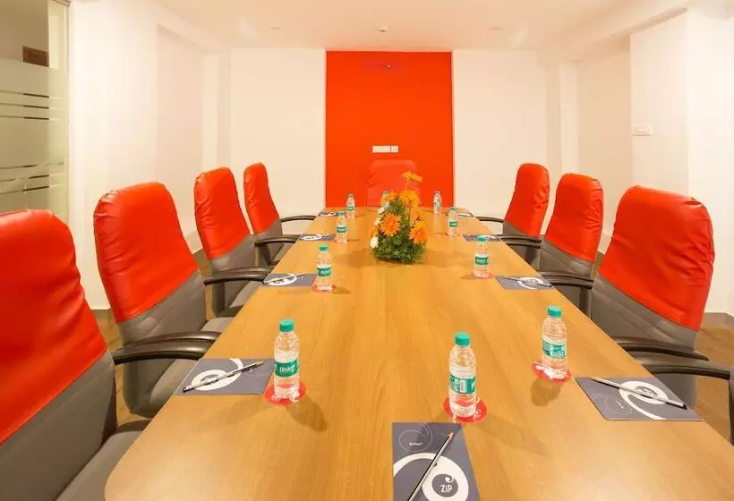Zip By Spree Hotels Mangala International