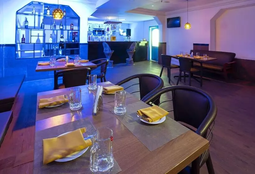 Zip By Spree Hotels Mangala International