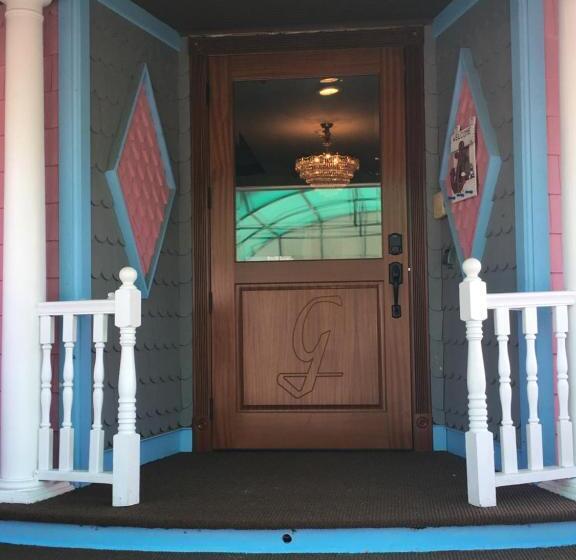 The Grenville Hotel And Restaurant