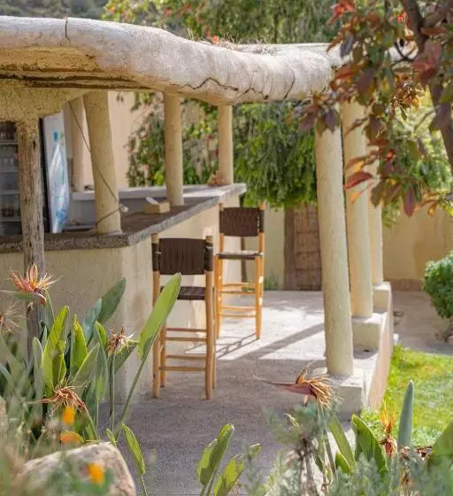 Aamiaismajoitus (B&B) Dar El Mandar   Ferme & Table D Hôte Berbère