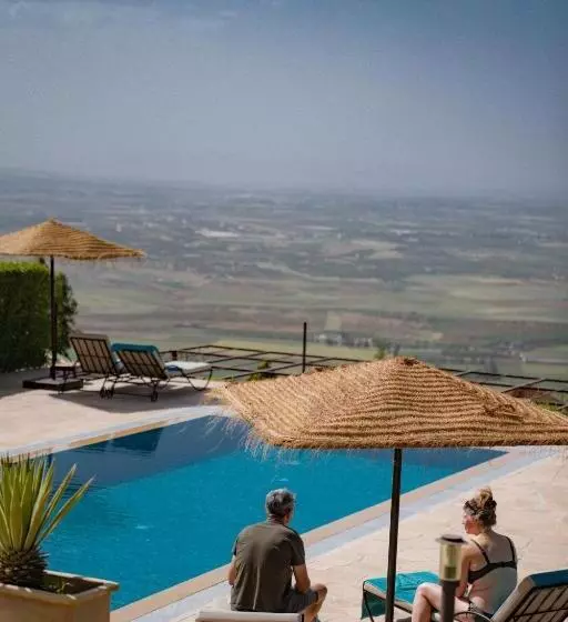 Aamiaismajoitus (B&B) Dar El Mandar   Ferme & Table D Hôte Berbère