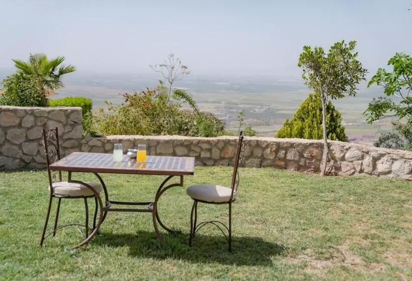 Aamiaismajoitus (B&B) Dar El Mandar   Ferme & Table D Hôte Berbère