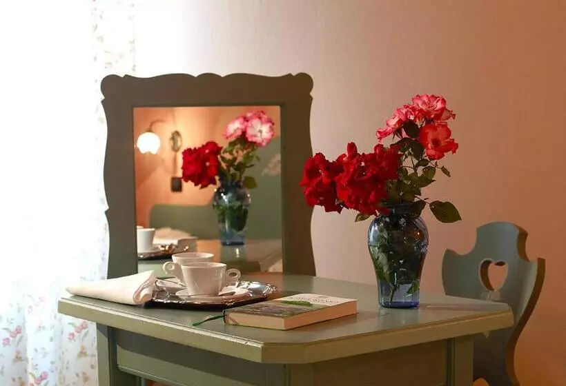 ホテル Agriturismo Roeno
