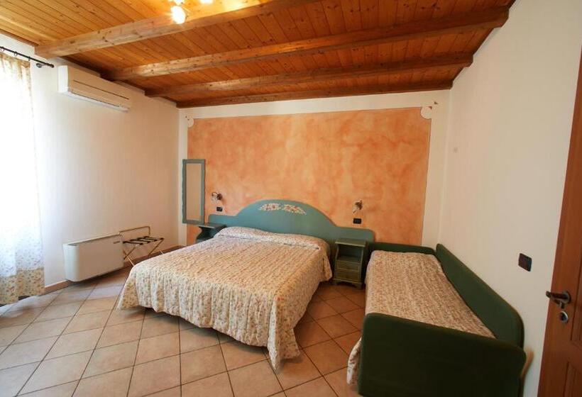 בית מלון כפרי Agriturismo Roeno