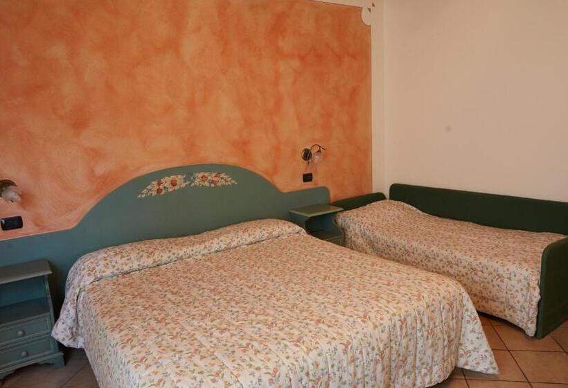 בית מלון כפרי Agriturismo Roeno