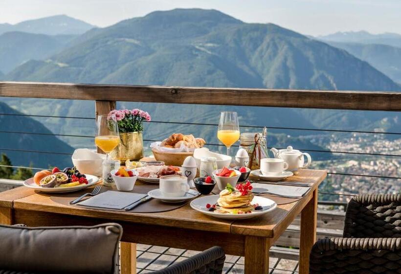 ホテル Belvedere   Fine Dining, Hideaway & Spa