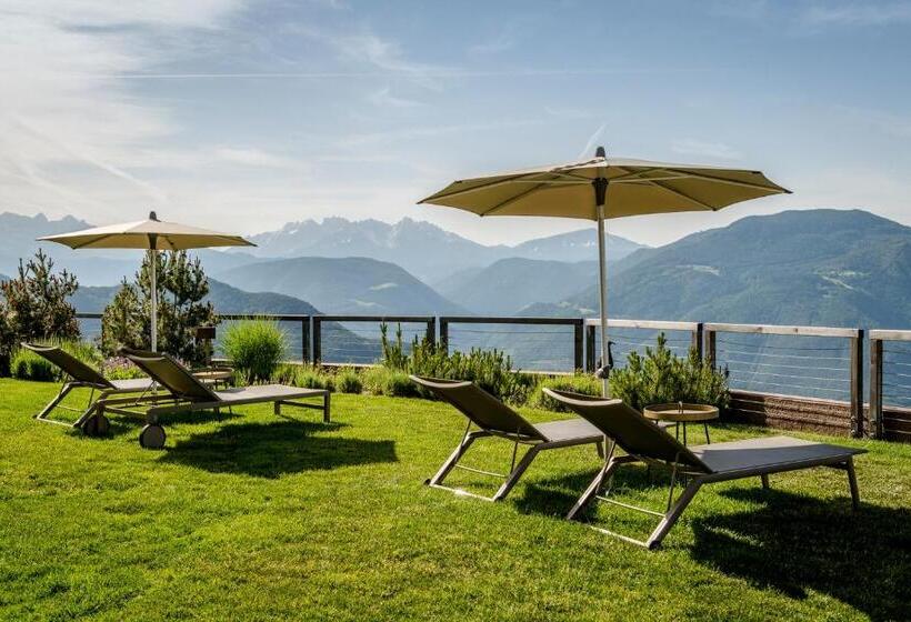 ホテル Belvedere   Fine Dining, Hideaway & Spa