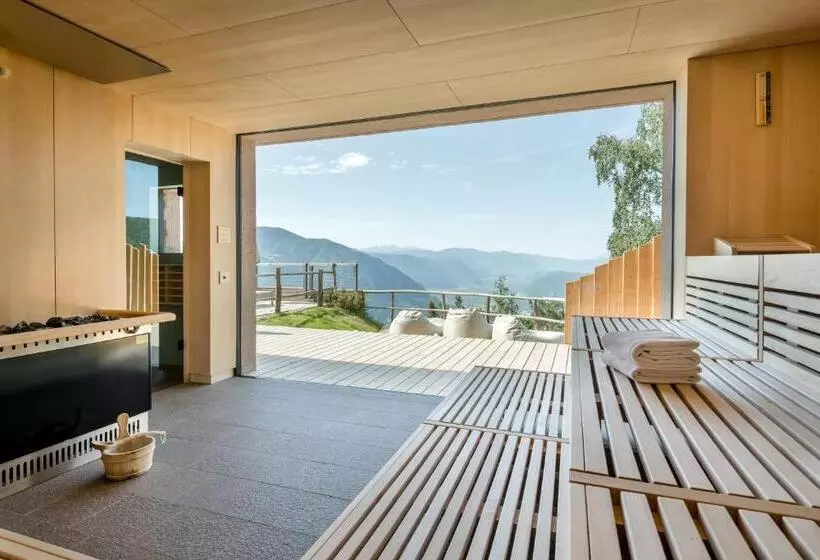 Hotelli Belvedere   Fine Dining, Hideaway & Spa