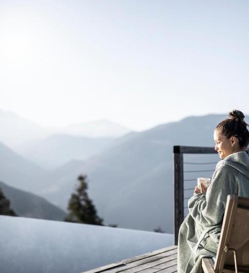 ホテル Belvedere   Fine Dining, Hideaway & Spa