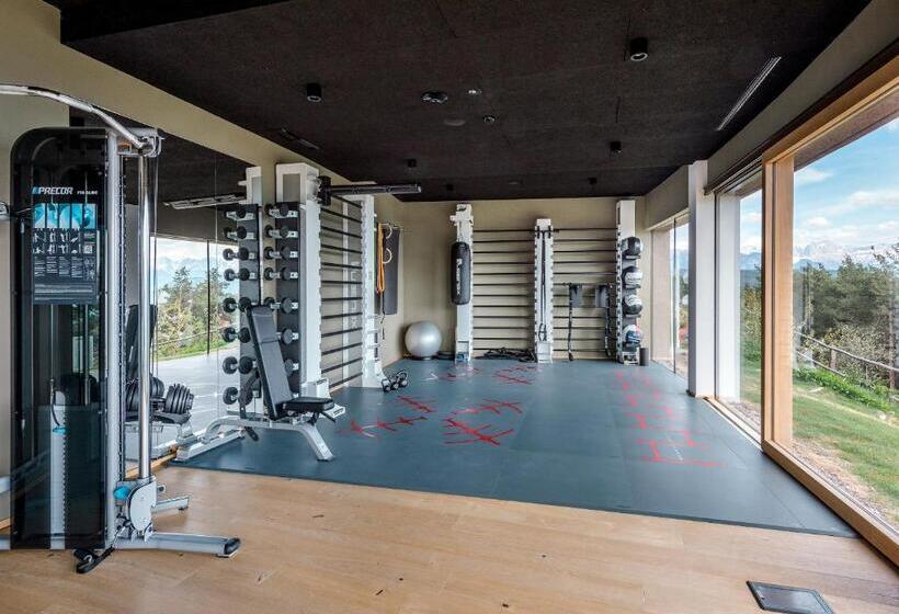 ホテル Belvedere   Fine Dining, Hideaway & Spa